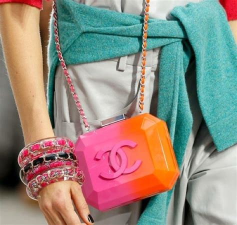 chanel ombre clutch bag price